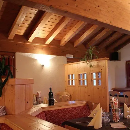 Albergo Bucaneve-2
